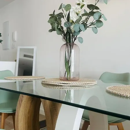Elegant 2br Apt In Residential Area / Rooftop Pool Apartment Marbella